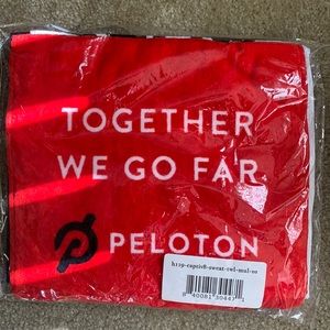 NWOT Peloton towels